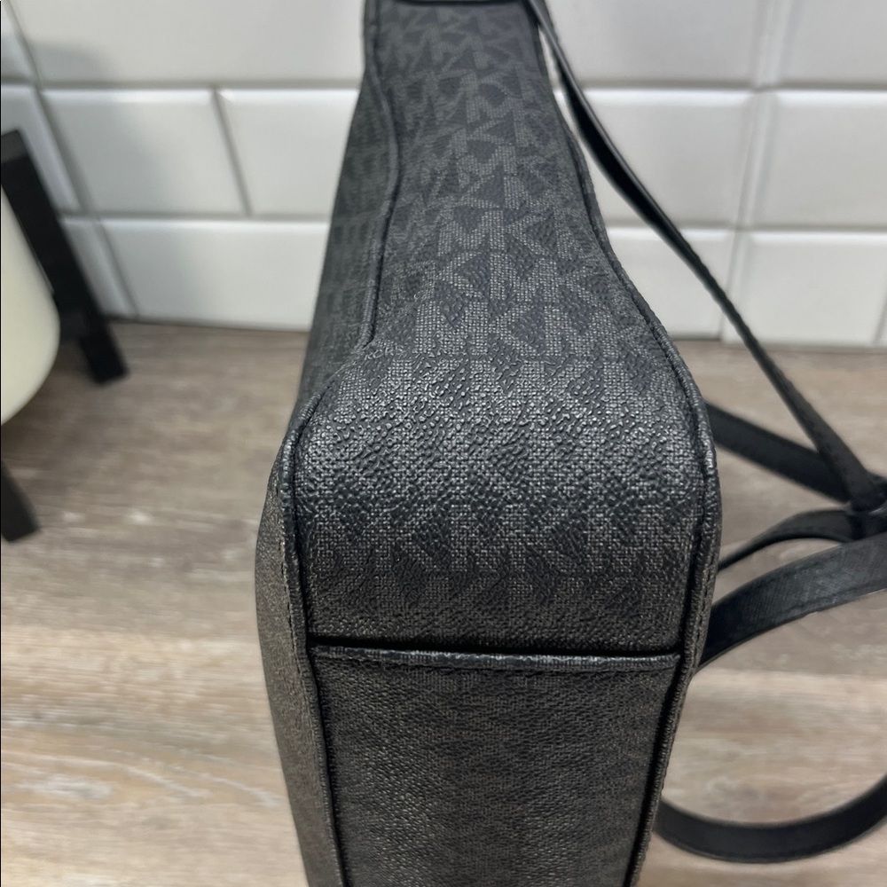 2991 MICHAEL KORS BLACK CROSSBODY 257532991 - Picture 7 of 10
